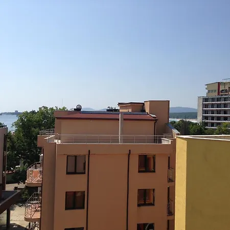 Къща за гости Sunshine Family 2*